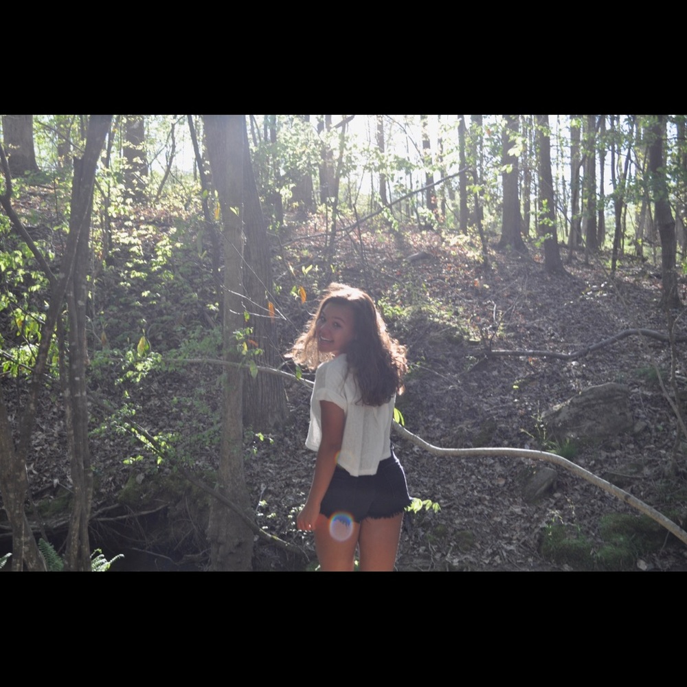 Meet your Posher, Olivia